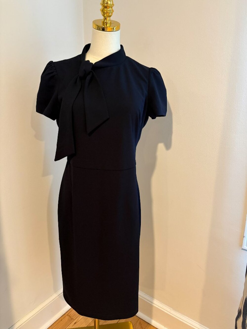 NWT Maggy London Petite Navy Short Sleeve Tie Neck Midi Sheath Dress Size 10P